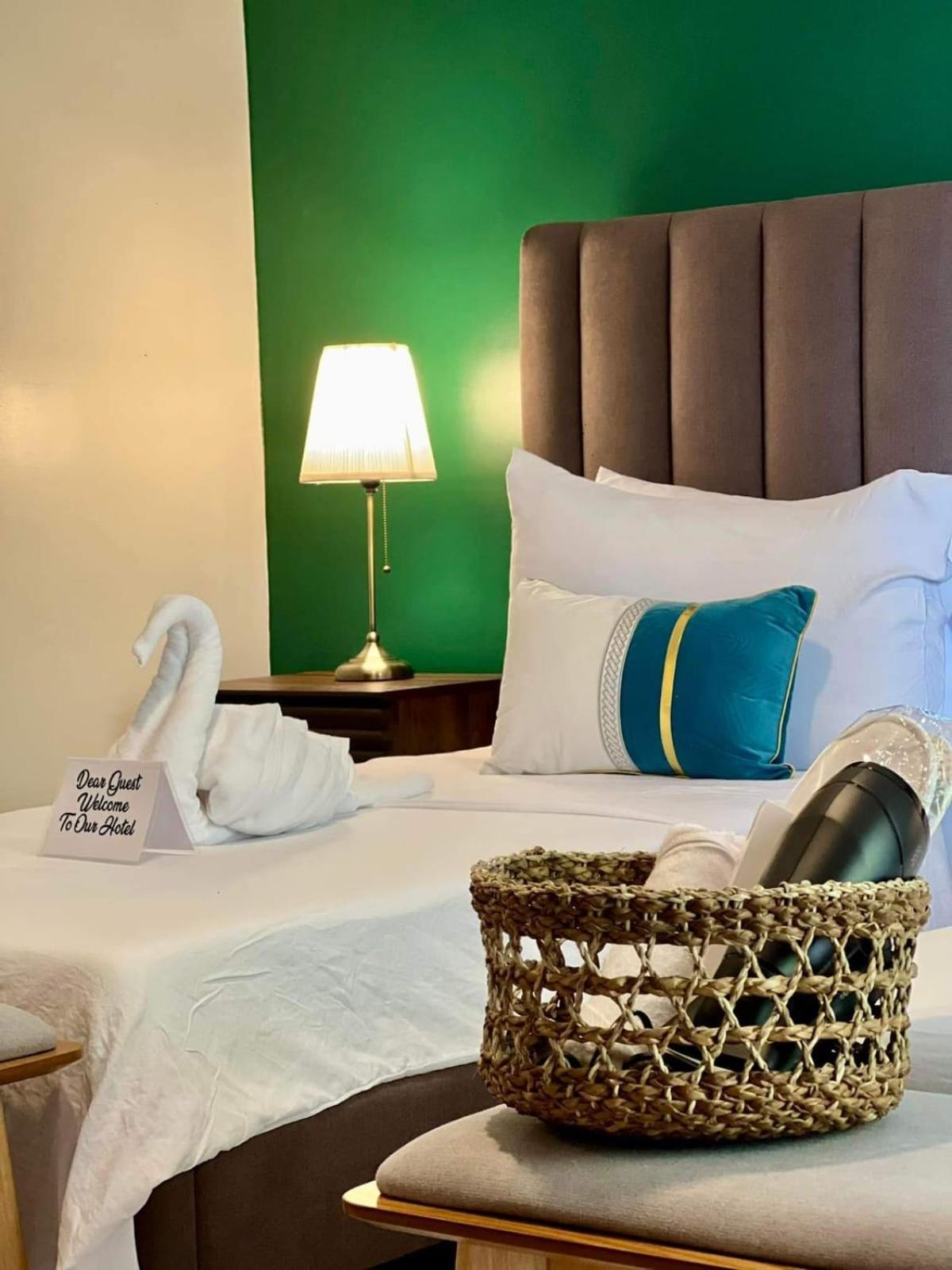 Tambisan Resort San Juan  Eksteriør bilde